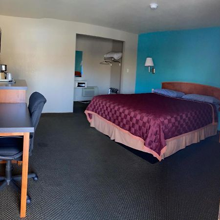 Lone Pine Budget Inn Экстерьер фото