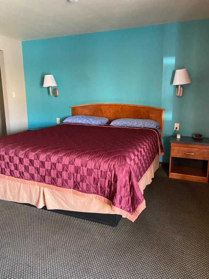 Lone Pine Budget Inn Экстерьер фото